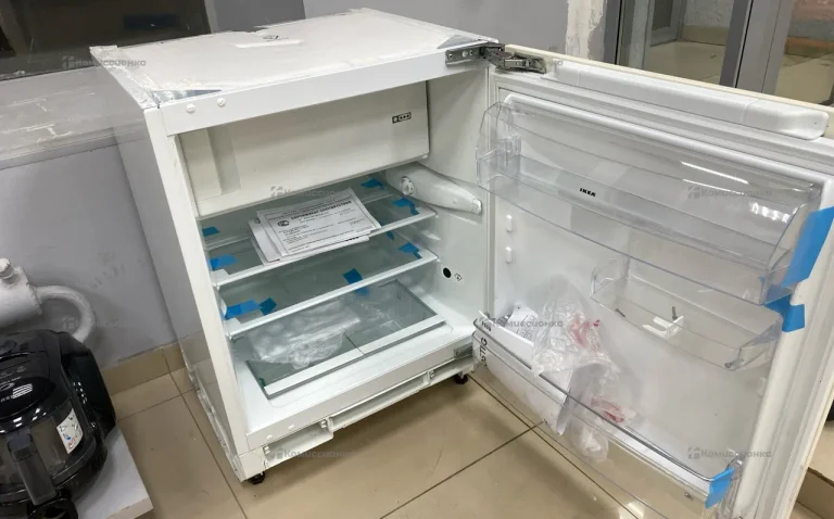 Встраиваемый холодильник IKEA SC100/17