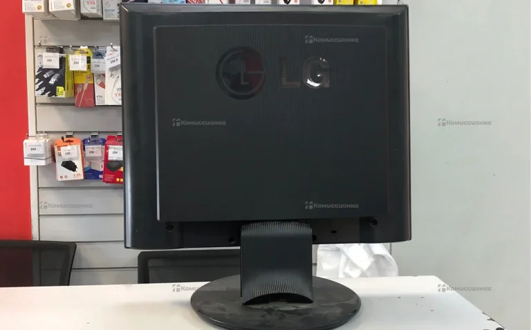 Монитор LG Flatron L1730S