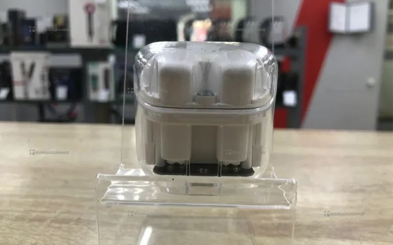 Наушники белые