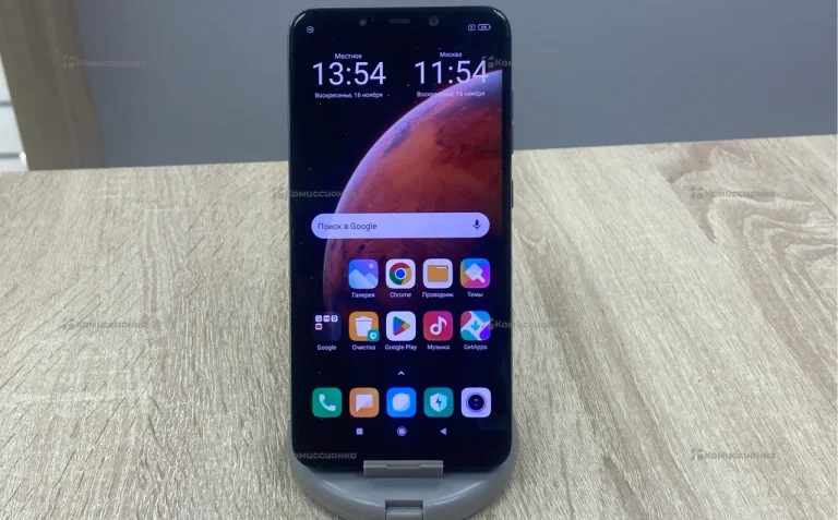 Xiaomi Pocophone F1 6/64 ГБ