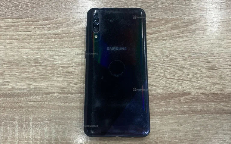 Samsung Galaxy A30s 4/64 ГБ