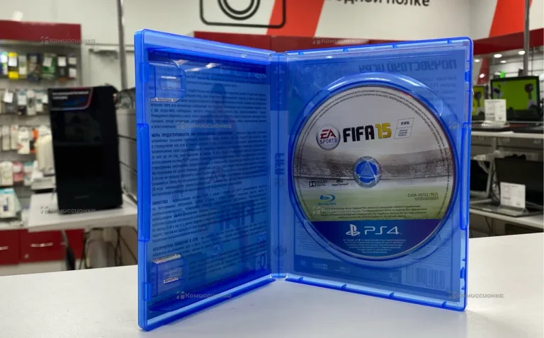 диск на PS4 FIFA 15