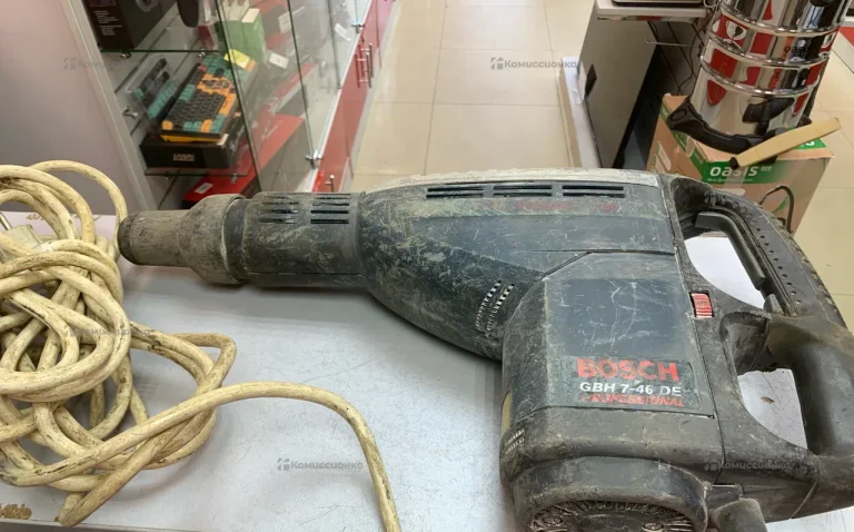 Перфоратор Bosch GBH 7-46 DE