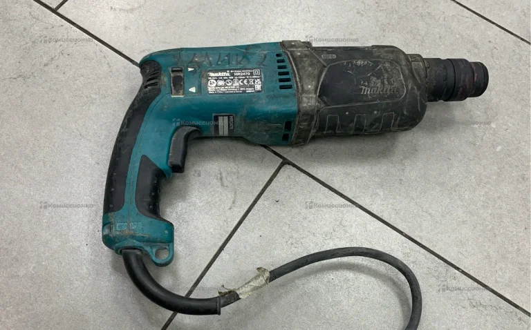 Перфоратор Makita 2470HR