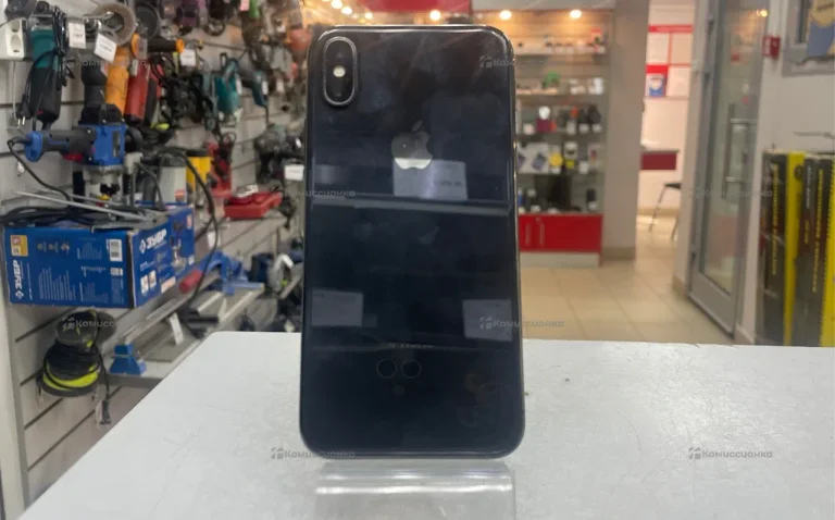 Apple iPhone X 3/64 ГБ