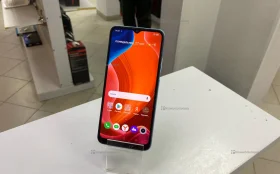 Realme C21 4/64 ГБ