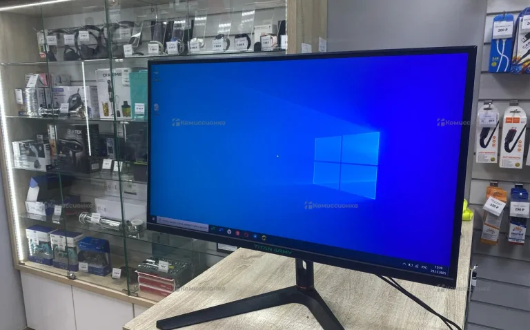 Монитор Titan Army P27A2R (165 герц)