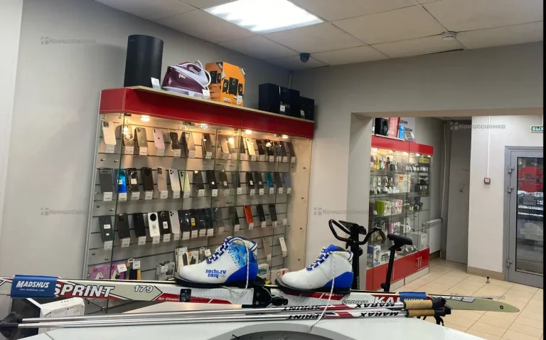 Лыжи 179 Sprint  (С палками и ботинками 35р)