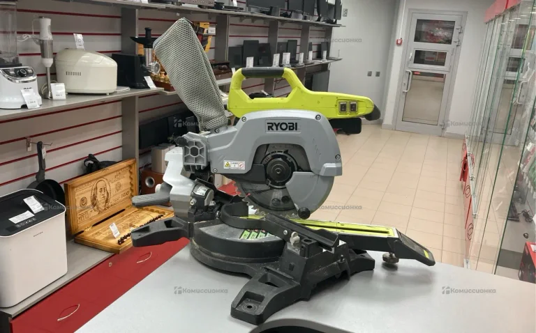 Торцовочная пила Ryobi EMS254L
