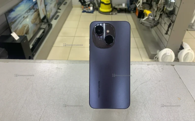 Tecno Spark Go 1 4/64 ГБ
