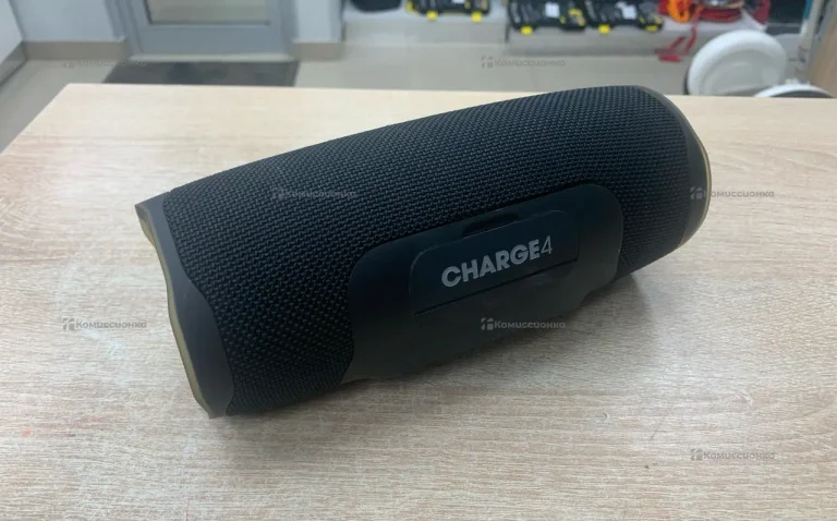 Колонка  JBL CHARGE 4