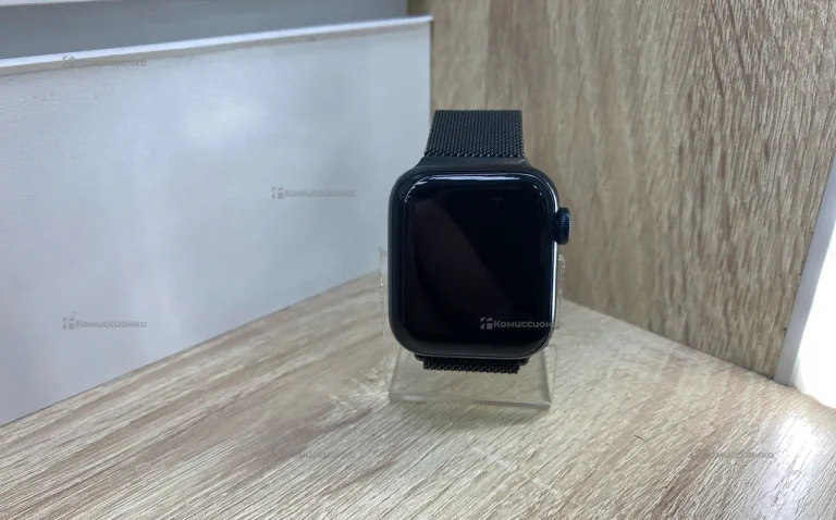 Часы  Apple Watch SE 2 40mm