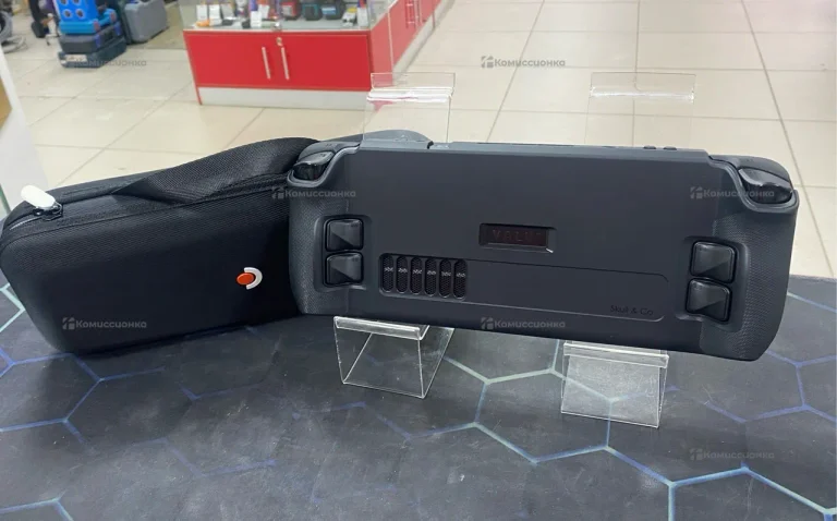 Приставка Valve Steam Deck Oled 1tb