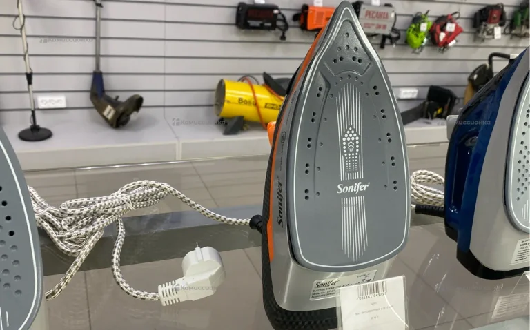 Утюг Sonifer SF 9108