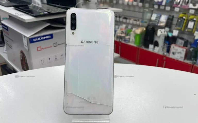 Samsung Galaxy A70 6/128 ГБ
