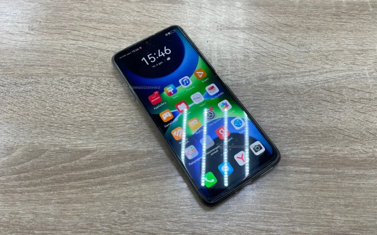 Huawei nova Y72 8/128 ГБ