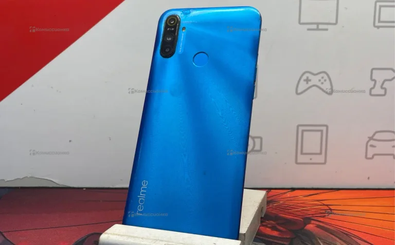 Realme C3 3/32 ГБ