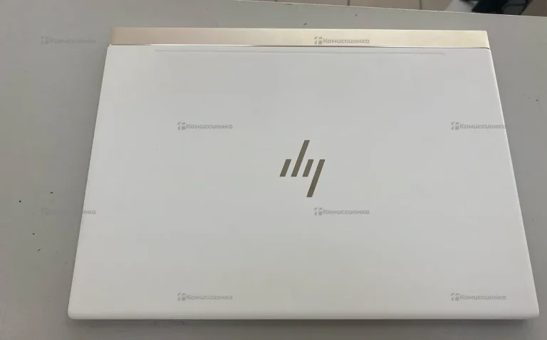 Ноутбук HP Spectre Laptop 13-AF006UR