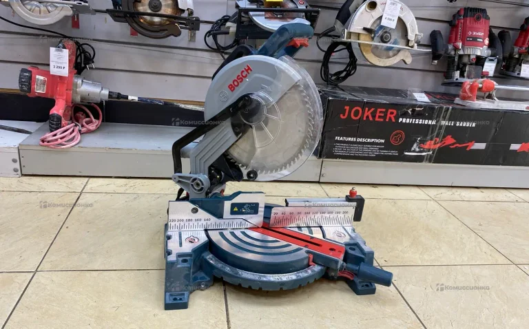 Торцовочная пила Bosch GCM 254