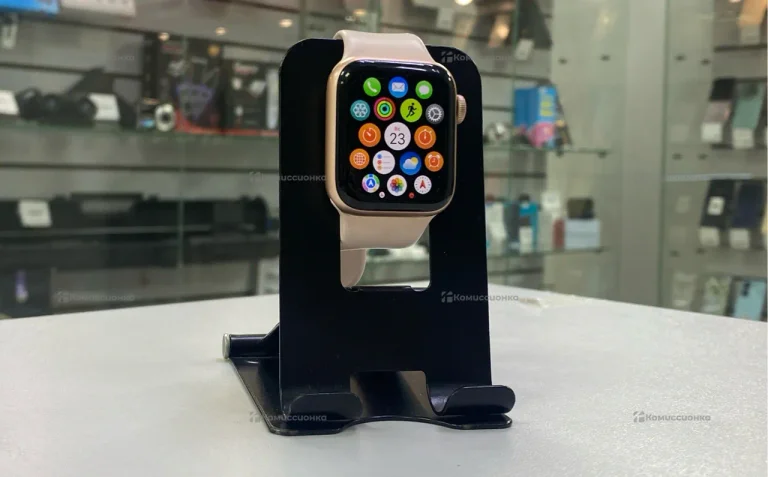 Часы  Apple Watch Series 5 40mm