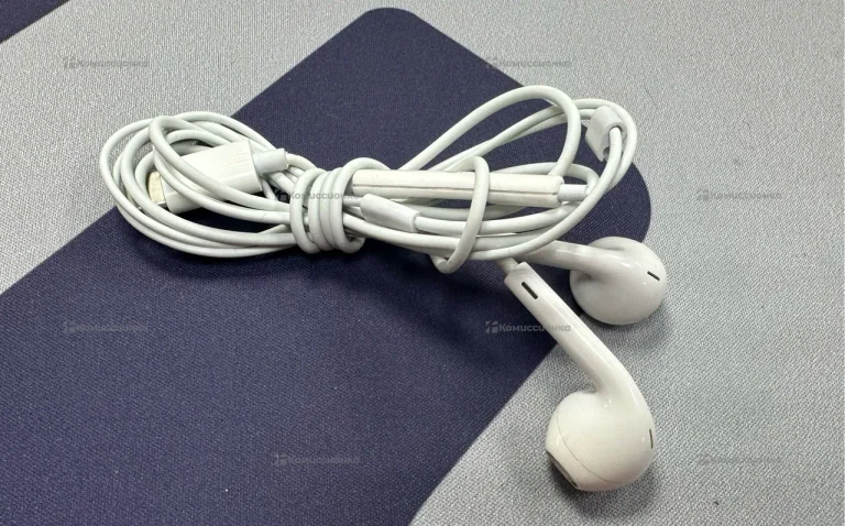 Наушники  EarPods