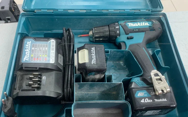 аккумуляторная дрель-шуруповерт Makita DF333D