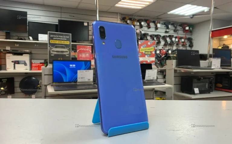 Samsung Galaxy A40 4/64 ГБ