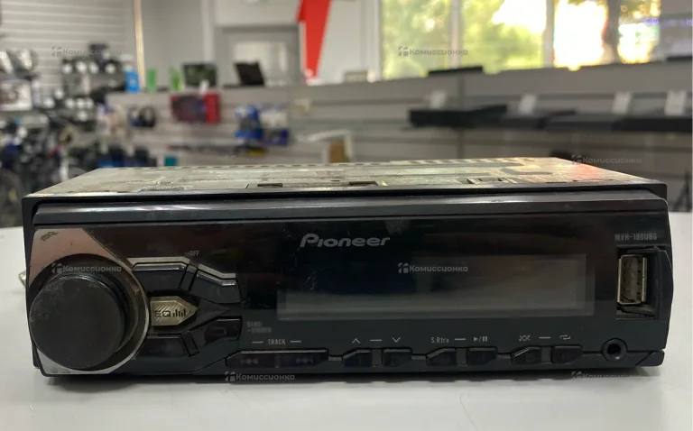 Автомагнитола  Pioneer MVH-180UBG