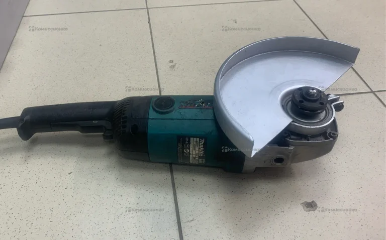 УШМ Makita 9069 230mm