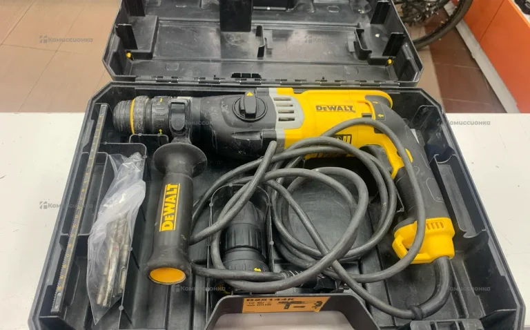 Перфоратор dewalt D25144K