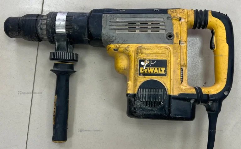 Перфоратор dewalt D25761K