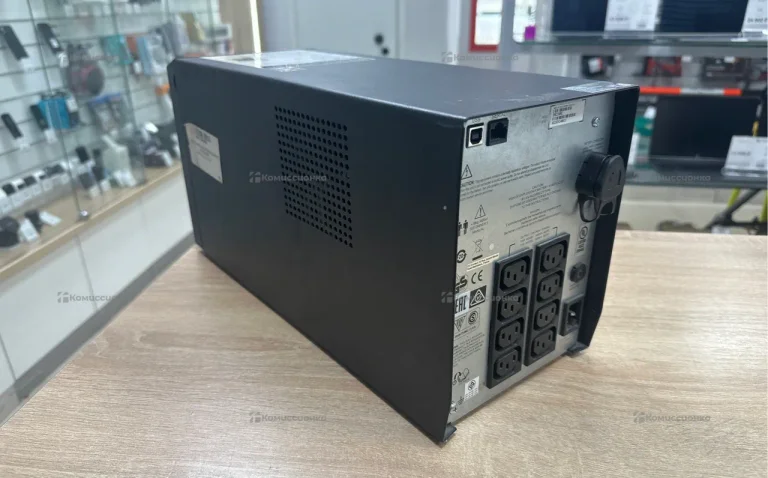ИБП APC Smart-UPS C 1500