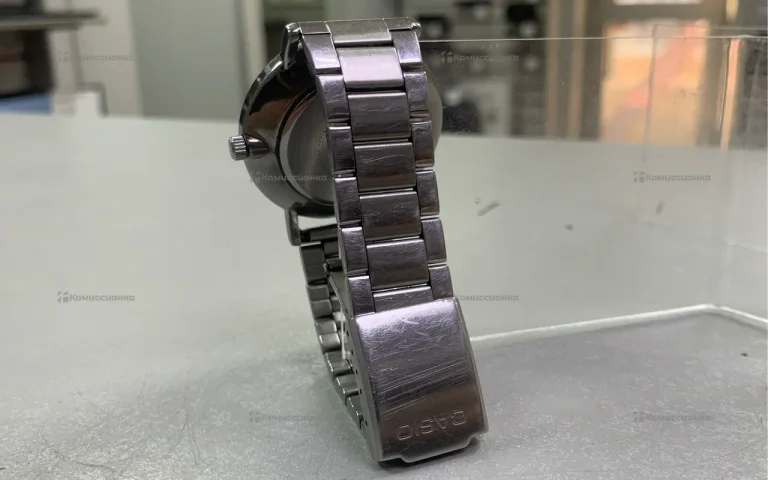 Часы Casio