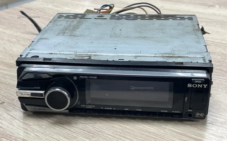 Автомагнитола  Sony cdx-gt660ue