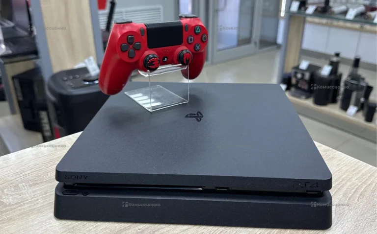 Приставка Sony PlayStation 4 Slim 500 ГБ.