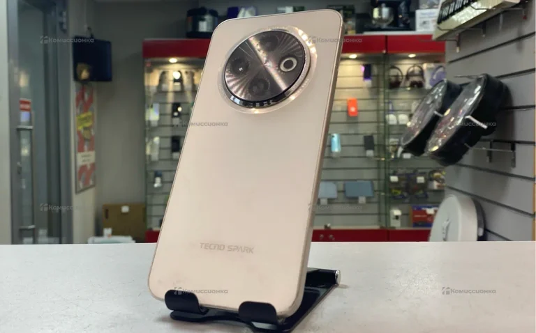 Tecno Spark 30C 4/128 ГБ