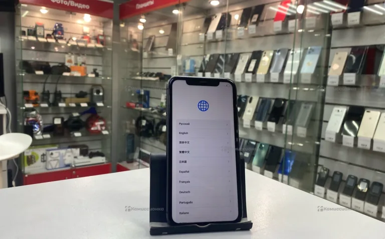 Apple iPhone 11 4/64 ГБ