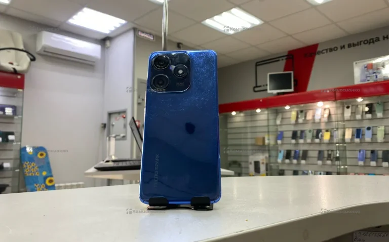 Tecno Spark 10C 4/64 ГБ