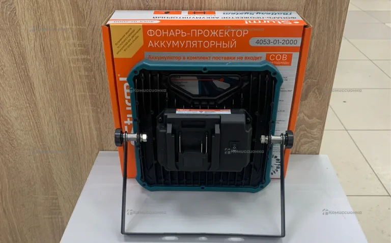 фонарь-прожектор аккумуляторный Sturm!