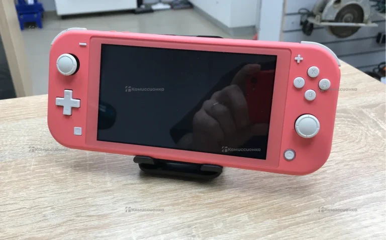 Приставка Nintendo Switch Lite