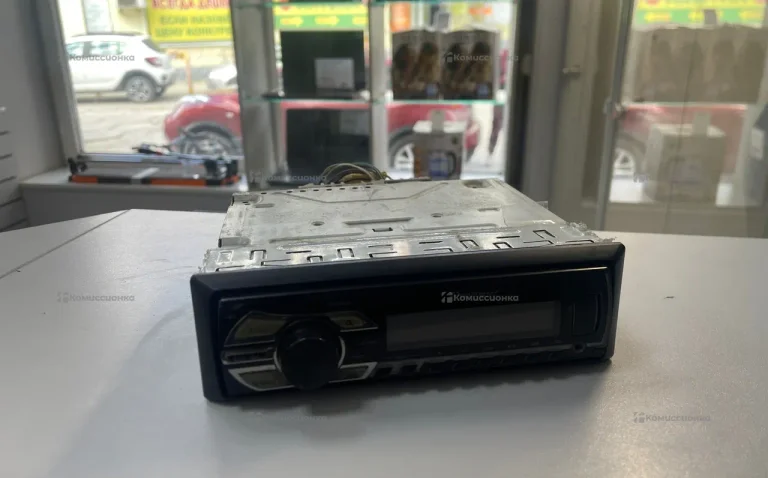 Автомагнитола  Pioneer MVH-150UI
