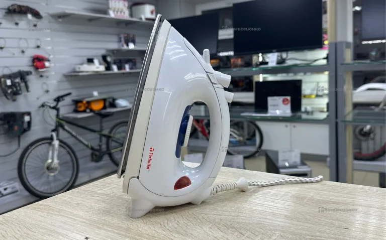 Утюг Technika TK-1368A