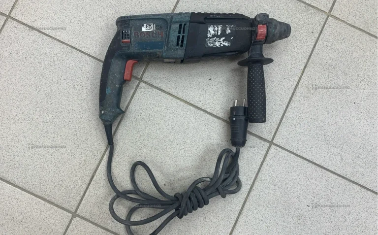 Перфоратор Bosch GBH 240