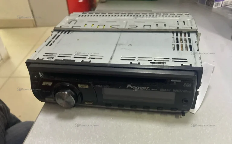 Автомагнитола  pioneer