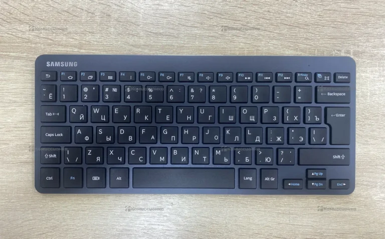 Клавиатура  Samsung EE-BT550