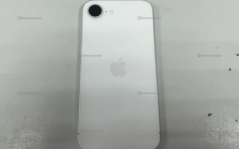Apple iPhone 16e 8/128 ГБ