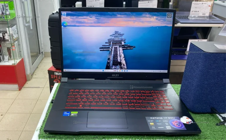 Ноутбук  MSI KATANA 17