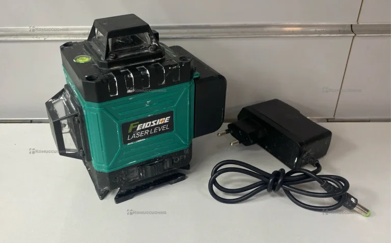 Laser level