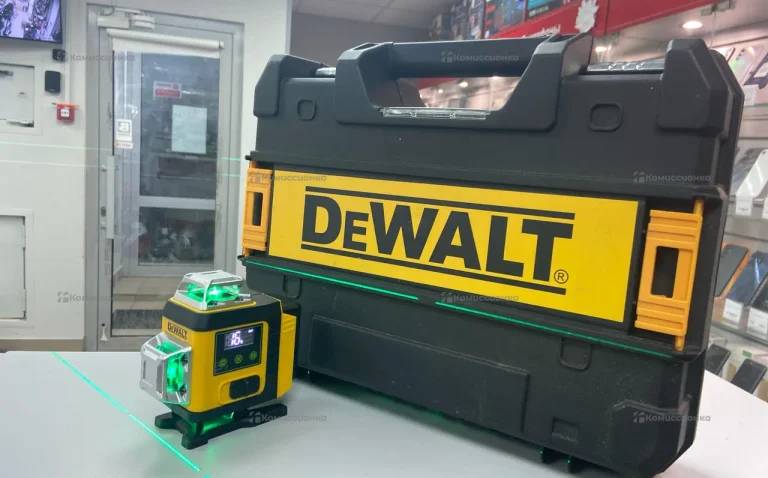 Лазерный уровень Dewalt 4D реплика