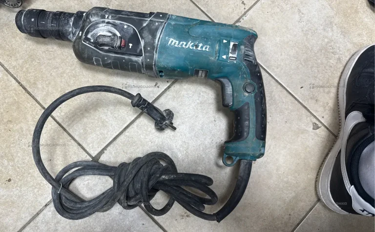 Перфоратор makita HR2470FT
